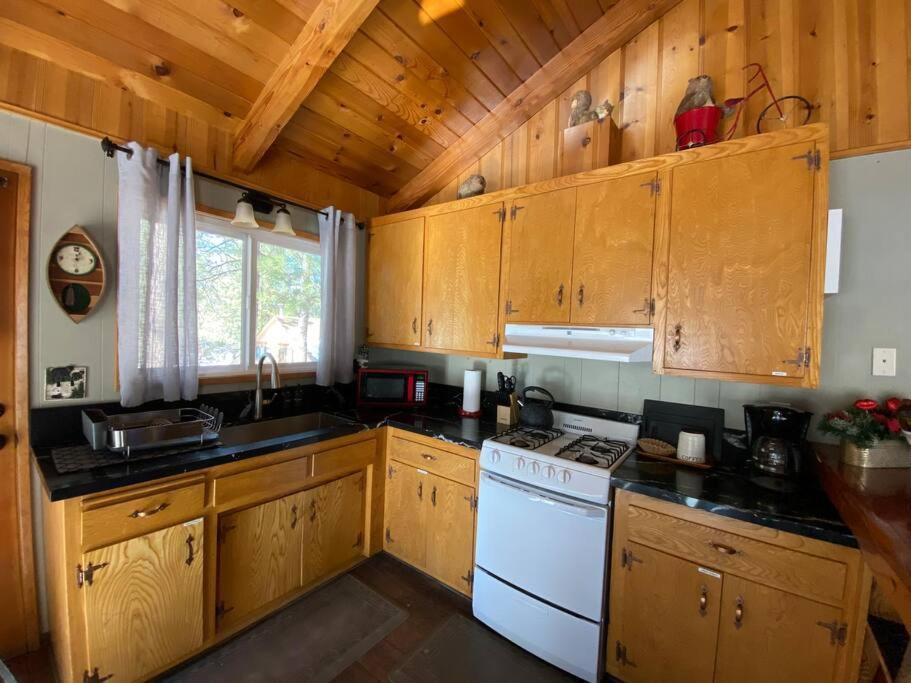 So Cozy Lazybeartime Private Hottub Villa Big Bear Lake Exteriör bild