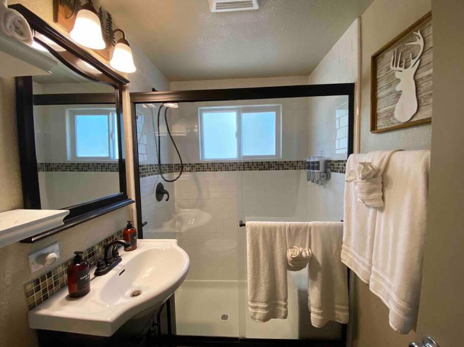 So Cozy Lazybeartime Private Hottub Villa Big Bear Lake Exteriör bild